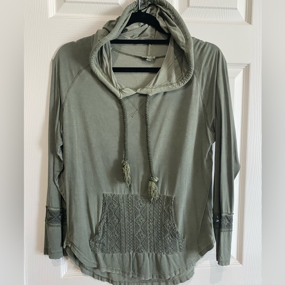 POL hoodie top with lace detail